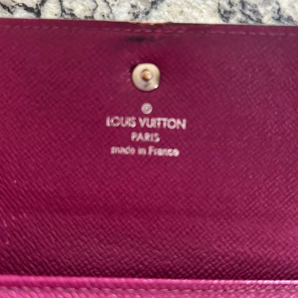 Louis Vuitton Epi Elise Wallet - Picture 7 of 12